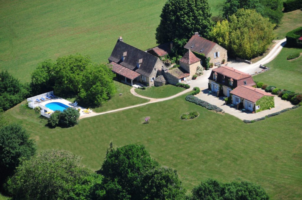 Maison d'hôtes de charme en Dordogne avec piscine - Le Clos-Lascazes